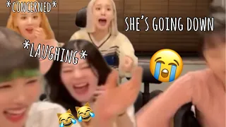 STAYC reacting to Sumin falling down 😆 (ENG SUB)