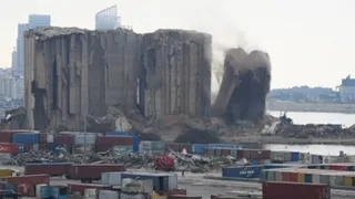 Cae otra parte de silos de Beirut en el segundo aniversario de la explosión