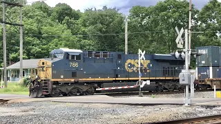 Roaring DPU!  3 Cool Railroad Crossings!  1st Crossing Is My Favourite!  CSX & NS Trains In Ohio