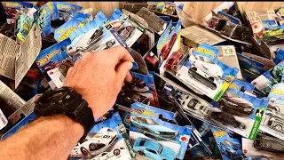 Diecast Hunting in Europe ‼️ Hot Wheels at the @Lidl in Belgium 🤯 Be fast be... #hotwheels