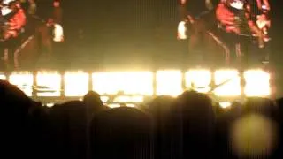 Jay Z - Big Pimpin (Live) @ London 02 Arena 2012 (EXCLUSIVE FOOTAGE).MOV