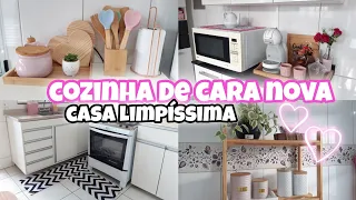 ROTINA DE TRABALHO | FAXINA NA COZINHA 🌿 | COZINHA DE CARA NOVA 😍 | CASA LIMPÍSSIMA 🍃