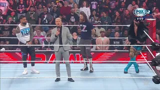 Cody Rhodes presenta a su equipo para Survivor Series WarGames - WWE Raw 13/11/2023 (En Español)