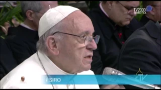 Papa Francesco risponde a un ragazzo.