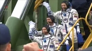 Dos rusos y un estadounidense, rumbo a la ISS