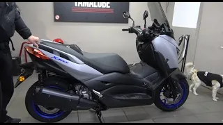 2021 YAMAHA XMAX 300 - first look English review