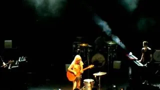 Guns and Horses (live) - Ellie Goulding @ Shepherd's Bush Empire, London -- 9 Jun 2010 [HQ]