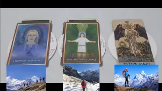 "Ai đó đang nhìn về bạn" _ Tarot BTK