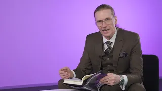 Mikko Hypponen reads a chapter from his book