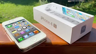 Unboxing an iPhone 4S in 2023