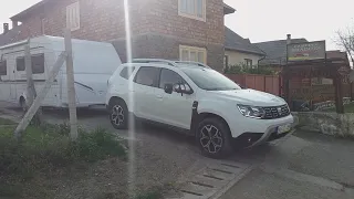 Dacia Duster cu rulota