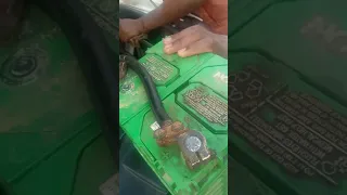 Audi Q7 jump start