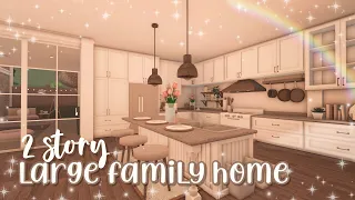 2 story large family home (with pool) ♡ | bloxburg speedbuild | luminto