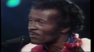 Sweet Little Sixteen - Chuck Berry ( Live at the Roxy 1982 )