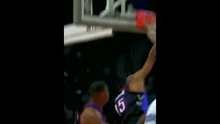 Vince Carter POSTERIZES DUNK On Tim Duncan #shorts