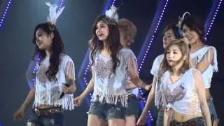 111209 SNSD GIRLS GENERATION - Into the New World @ 2nd Asia Tour Singapore