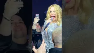 Kylie Minogue SPINNING AROUND Live in Voltaire, Las Vegas 🇺🇸 #kylieminogue #lasvegas