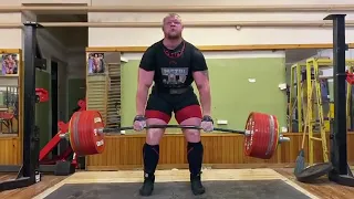 Strongman Pavlo Nakonechnyy Deadlifts Mind Melting 475kg