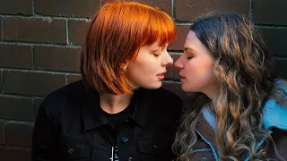 Heidi Kisses Astrid - Flunk S3 E03 - Lesbian Romance