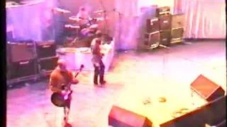 Oasis - Supersonic (Earls Court @ London 1995)