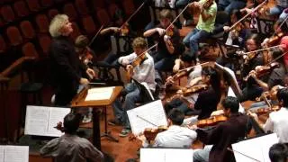 Simon Rattle conducts the San Francisco Symphony Youth Orchestra