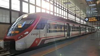 RENFE Cercanías Civia 464 saliendo de Cádiz