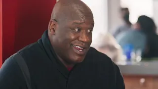 Shaq Surprises Atlanta’s Restaurant 10 With $35K Employee Relief Fund