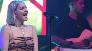 ANNE MARIE - 2002 live in Paris (18/05/2019)