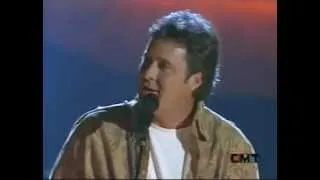 Vince Gill – Blue Moon of Kentucky (Live)