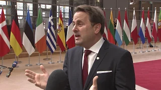 Xavier Bettel keeps fingers crossed for BREXIT and stands positive as always!!!