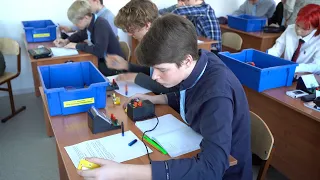 Десна-ТВ: Нескучная наука: в первой школе открылся атомкласс