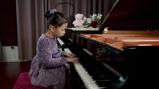 Isabelle plays Aria in G Major by Telemann