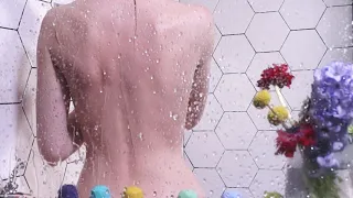 Les bienfaits des huiles essentielles sous votre douche