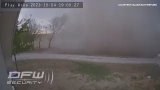 Strong winds kick up dust devil in Decatur, Texas