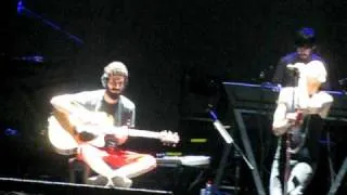 linkin park. no woman no cry + the messenger. live in israel 15/11/2010