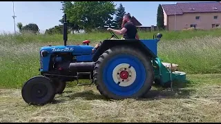 Zetor 25 sečení louky