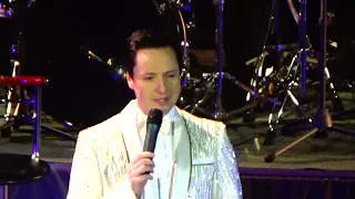 Vitas thanks the audience (Vitas in Izhevsk, Russia – 2016.02.24) [by Yuri Kuligin]