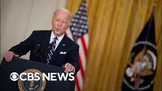 Biden announces sanctions on Russia; Supreme Court rules on Trump documents