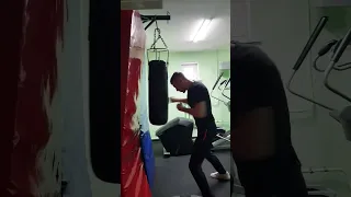 Удары по груше #boxing #training #sport