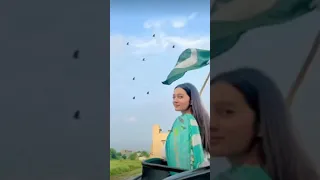 Faisal daughter's 14 august celebrating #trending #sistrology #iqrakanwal #rabiafaisal #hirafaisal