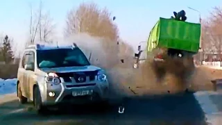 Crazy Car Crashes Car accident compilation 2015 part 25