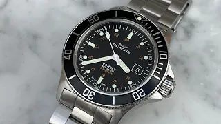 GLYCINE GL0185 COMBAT SUB MEN 42mm Swiss Automatic Dive Watch: One Minute Of Daily Life Shots In 4K