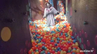 Haunted Circus Maze with Ball Pit Walk-through - Dark Harbor 2015