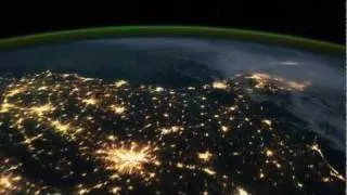 Best Earth Time Lapse View from Space, Fly Over NASA ISS, Strange Global Aurora Borealis