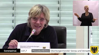 Daniela Schneckenburger, Dezernentin für Schule, Jugend & Familie, zur Lage in Schulen und Kitas