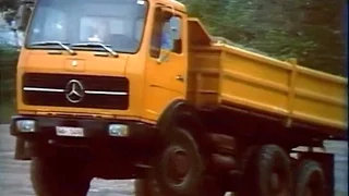 Old Mercedes trucks at the factory field test('60s-'80s)