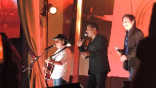 Chitãozinho e Xororó na Festa do Peão de Americana 18 06 2017   Ela Não Vai Mais Chorar