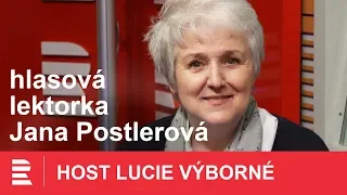 Lektorka upozorňuje na nejčastější chyby v mluveném projevu. Děláte je taky?