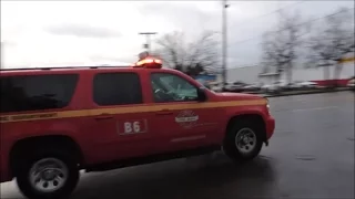 3x Seattle Fire SUVs responding