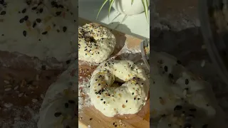 you need to try 2 ingredient BAGELS!! 🥯 #healthyrecipes #shorts